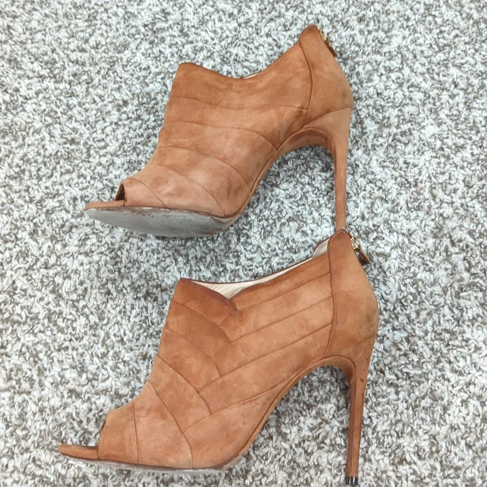 Alexandre Birman 37 1/2 Camel Suede 4